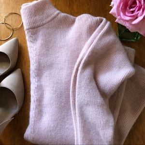 Vintage Lands End baby pink turtleneck sweater
